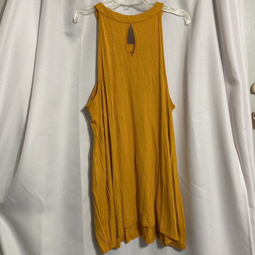 Torrid Super Soft Lace Inset High Neck Halter Tank Top Size 1 - Picture 7 of 8